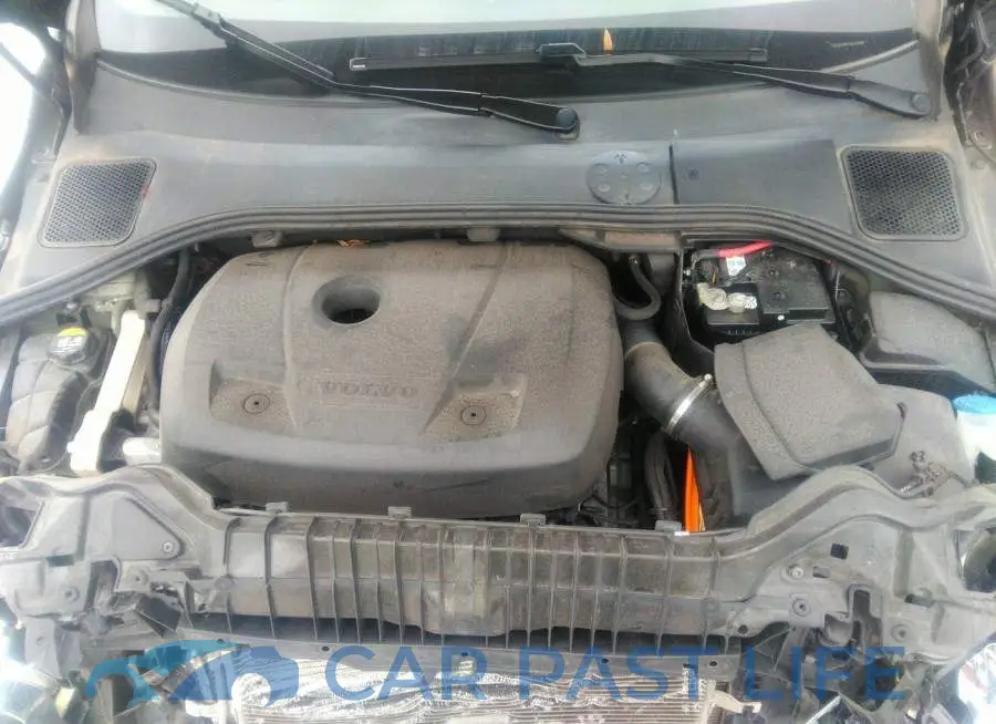 LYV402TK2JB163795# 10
