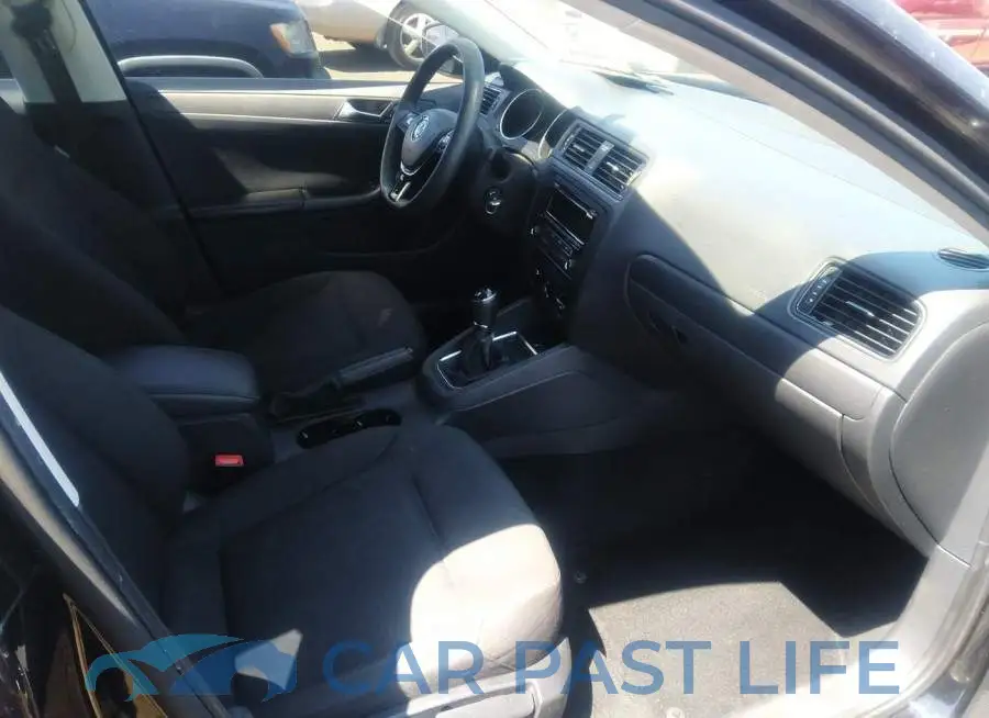 3VW1K7AJ0FM298826# 5