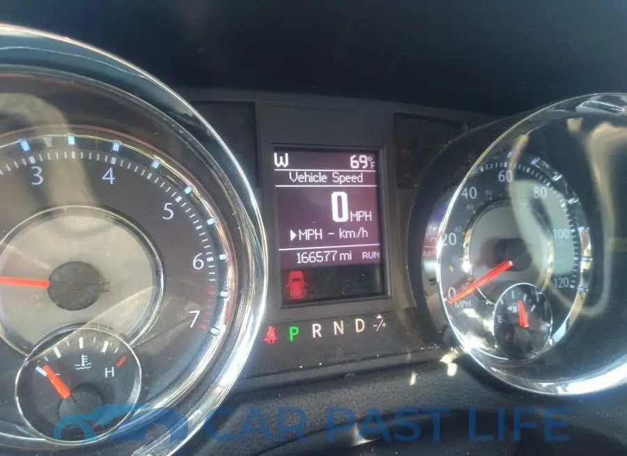 2C4RC1BG4DR730634# 7