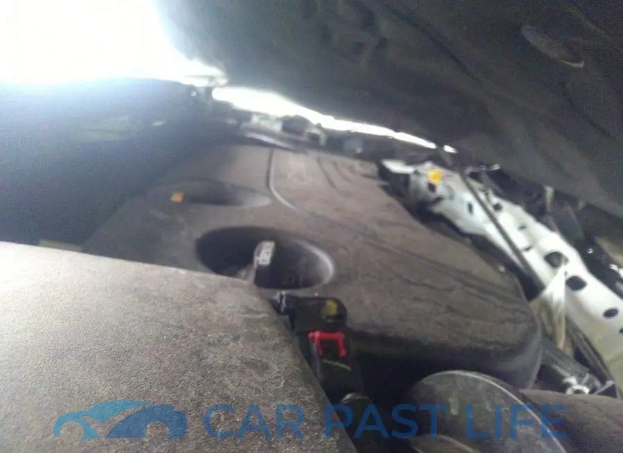 1G1BC5SM9J7135721# 10