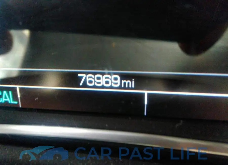 1G1ZD5ST9JF238999# 7
