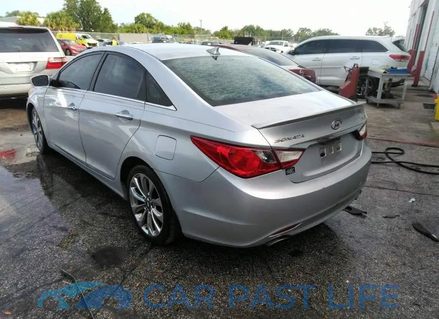 5NPEC4AB3DH641575# 3