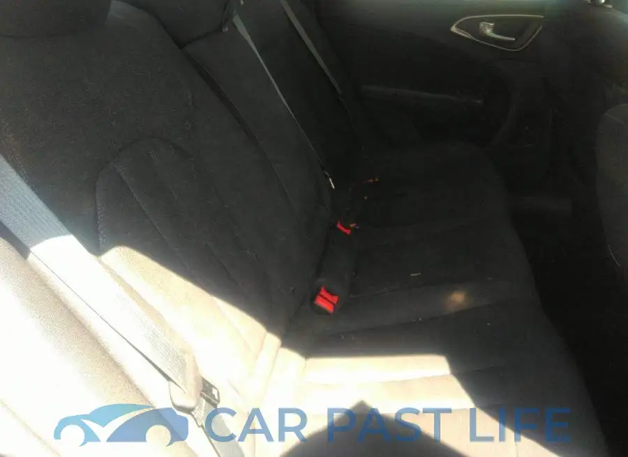 1C3CCCAB7FN713404# 8