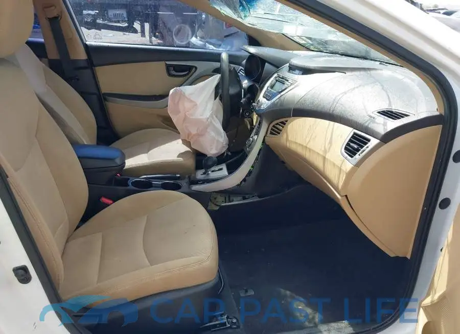 5NPDH4AE8DH156775# 5