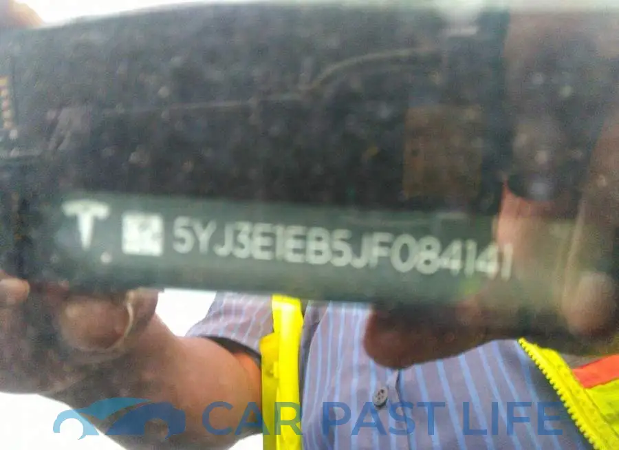 5YJ3E1EB5JF084141# 9