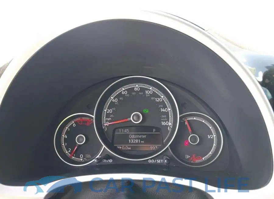 3VW5DAAT8KM511980# 7