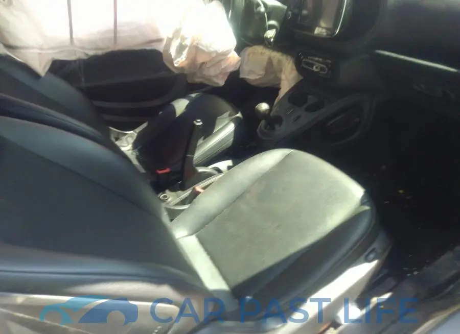 WMEFJ5DA6HK170310# 5