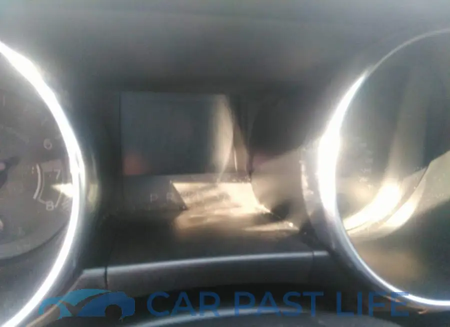 1FATP8UH2J5112882# 7
