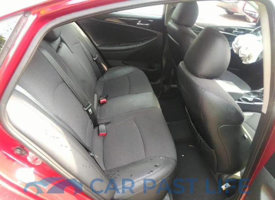 5NPEC4AC5EH889725# 8