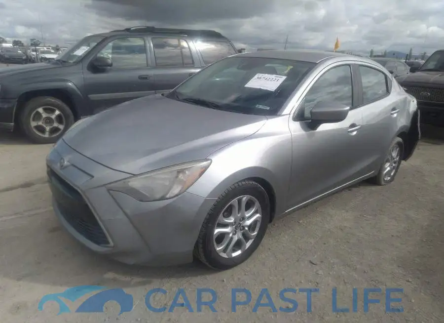 3MYDLBZV7GY109222# 2