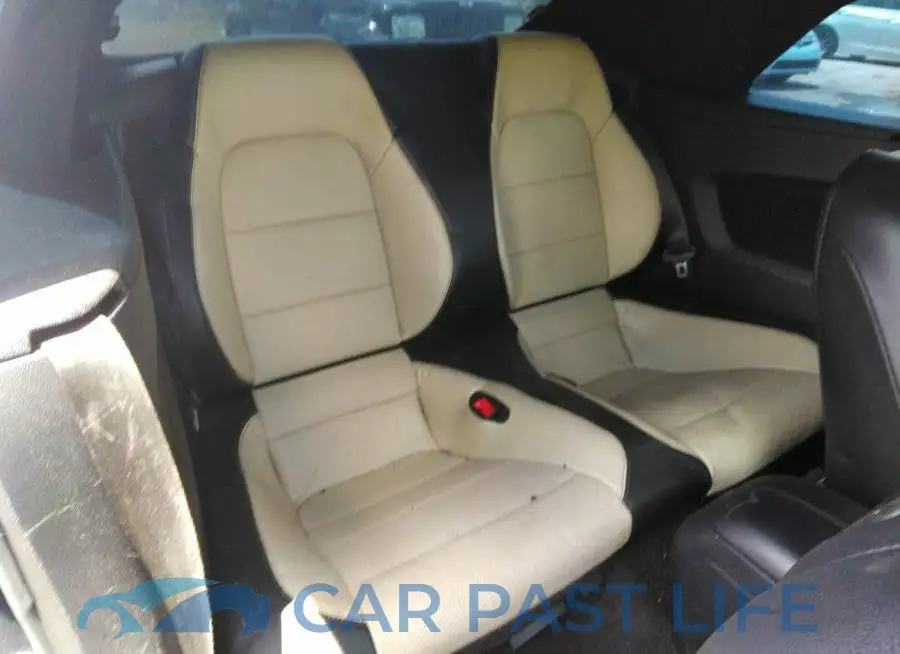 1FATP8UH8J5124311# 8