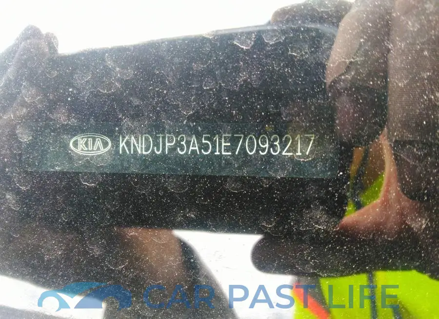KNDJP3A51E7093217# 9