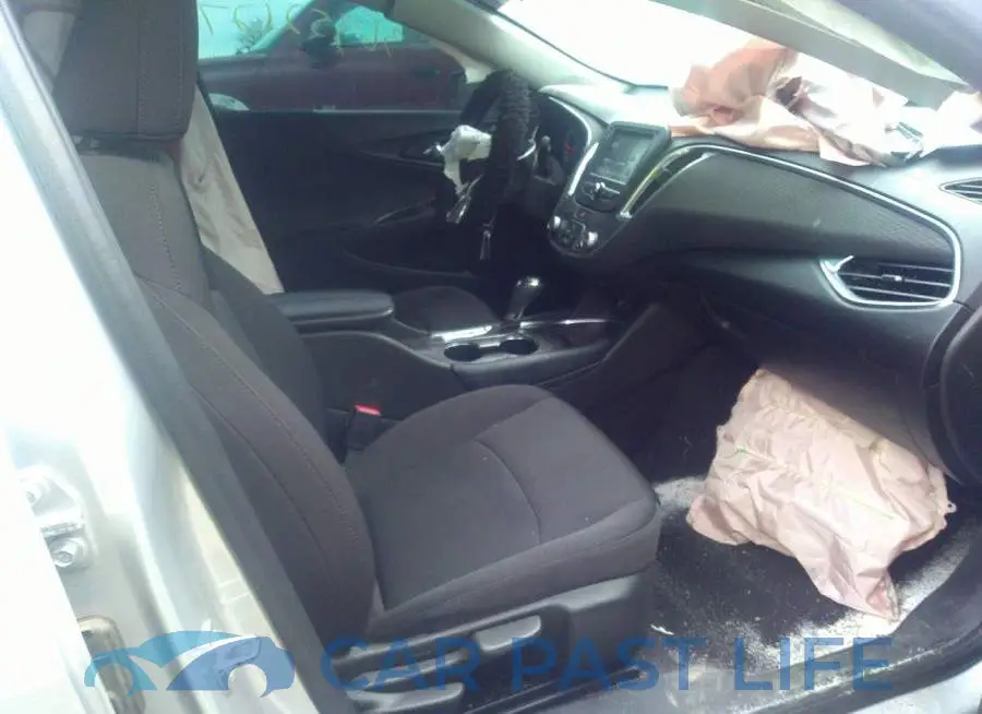 1G1ZD5ST6JF230472# 5