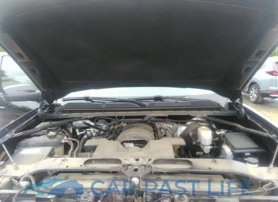 1GCVKREC9JZ185587# 10