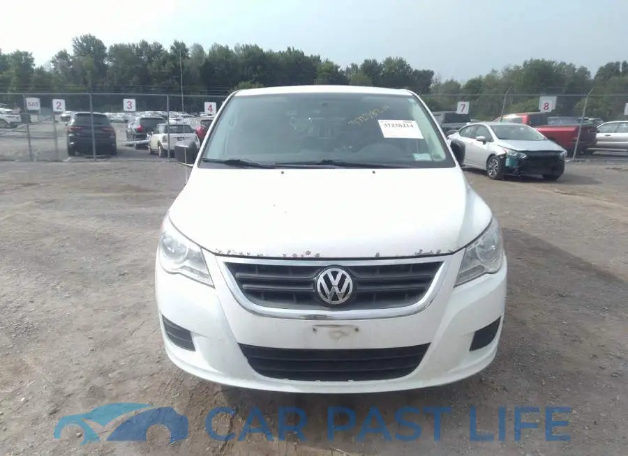 2C4RVAAG3DR819185# 6