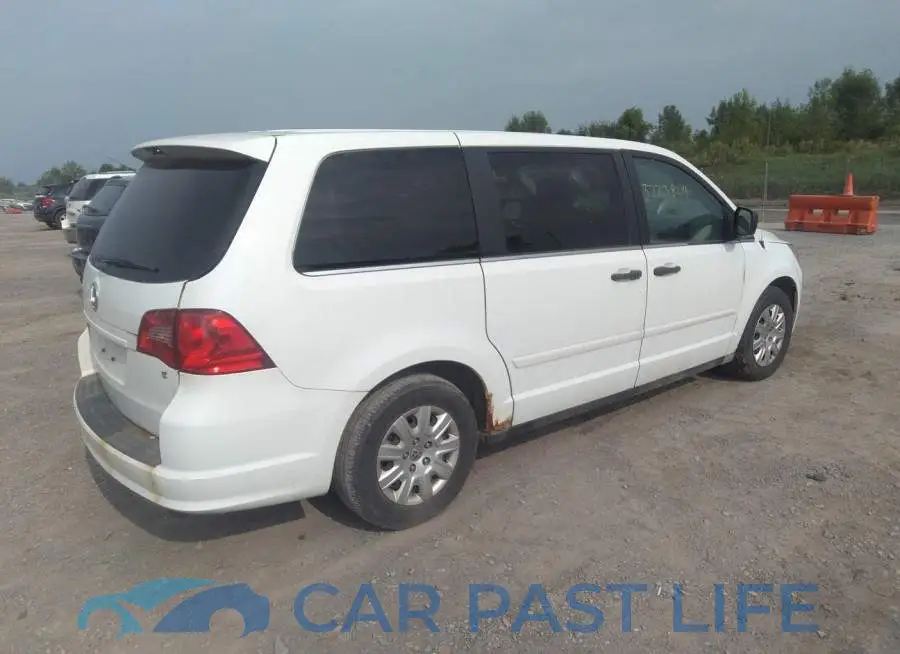 2C4RVAAG3DR819185# 4