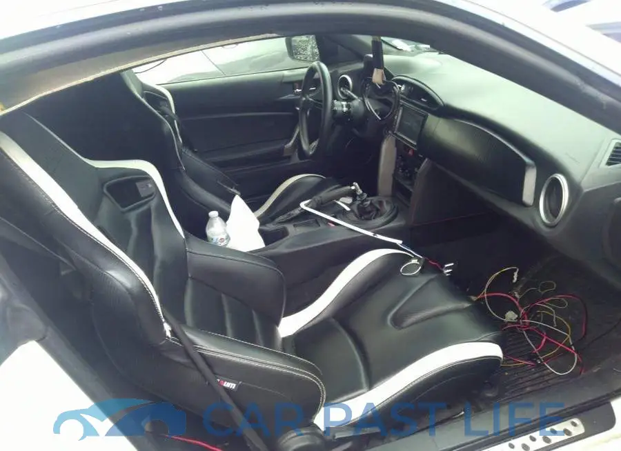 JF1ZNAA16E9703231# 5