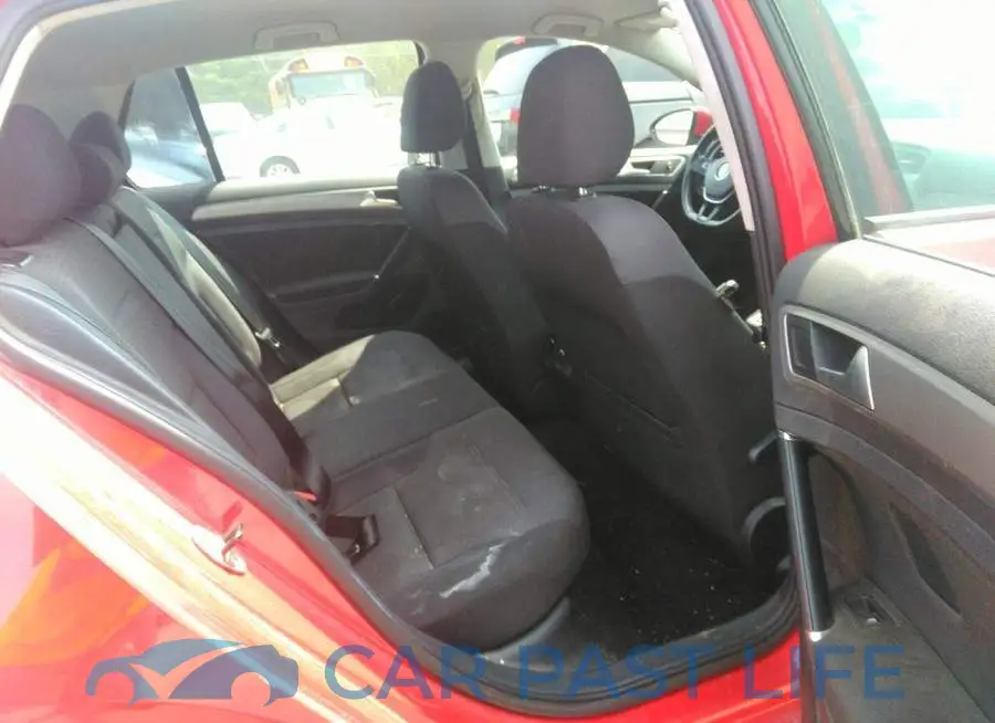 3VW117AU8GM013725# 8