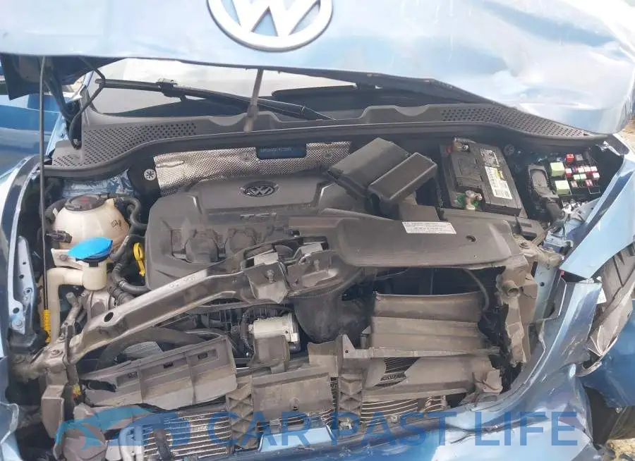 3VW5DAAT7JM512682# 10
