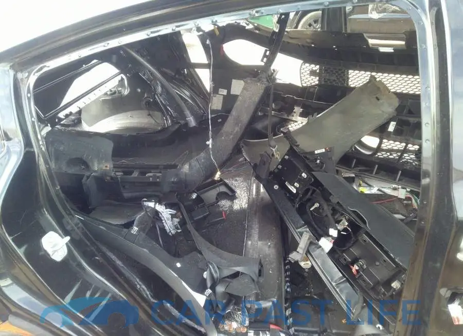 2C3CDXGJ5HH634358# 8