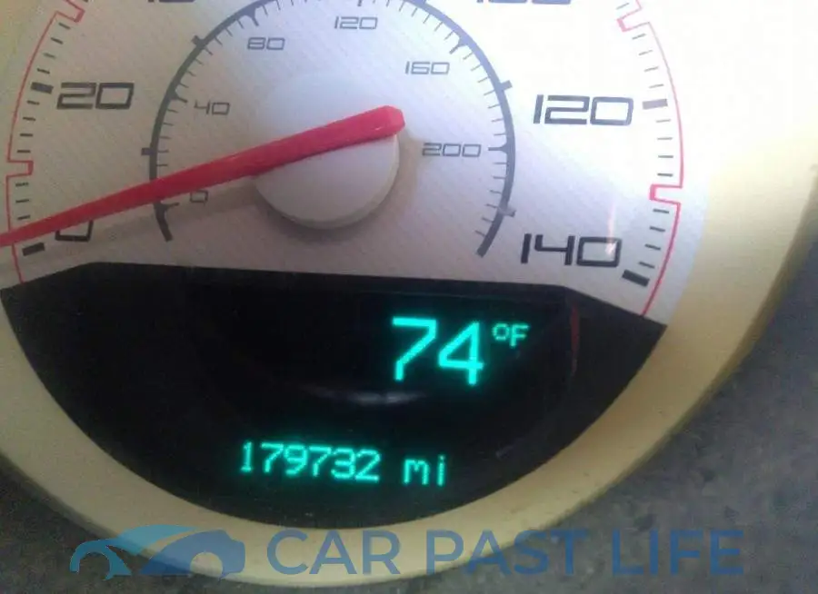 2C3CDYAG4DH675951# 7