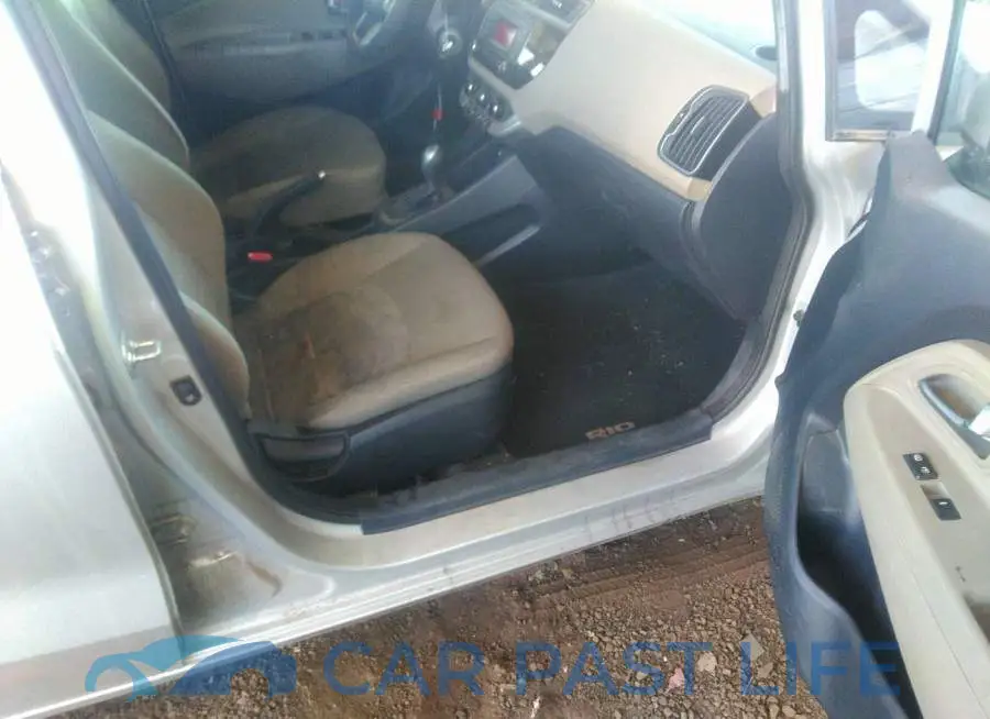 KNADM4A33G6561061# 5