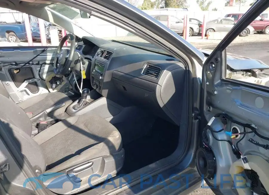 3VW2K7AJXDM270789# 5