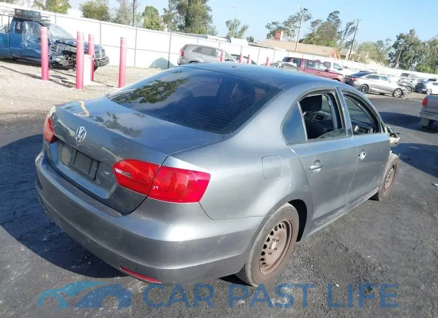 3VW2K7AJXDM270789# 4
