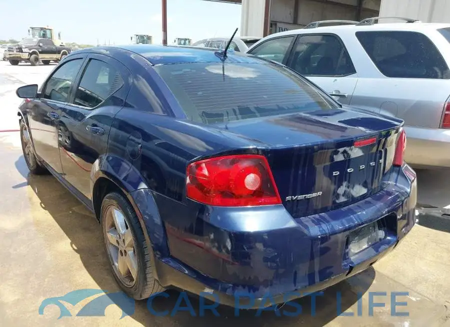 1C3CDZAG7DN760151# 3