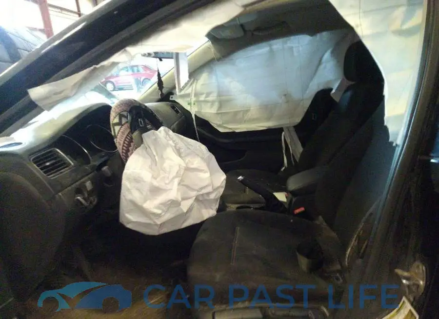 3VW3A7AJ6FM260772# 5