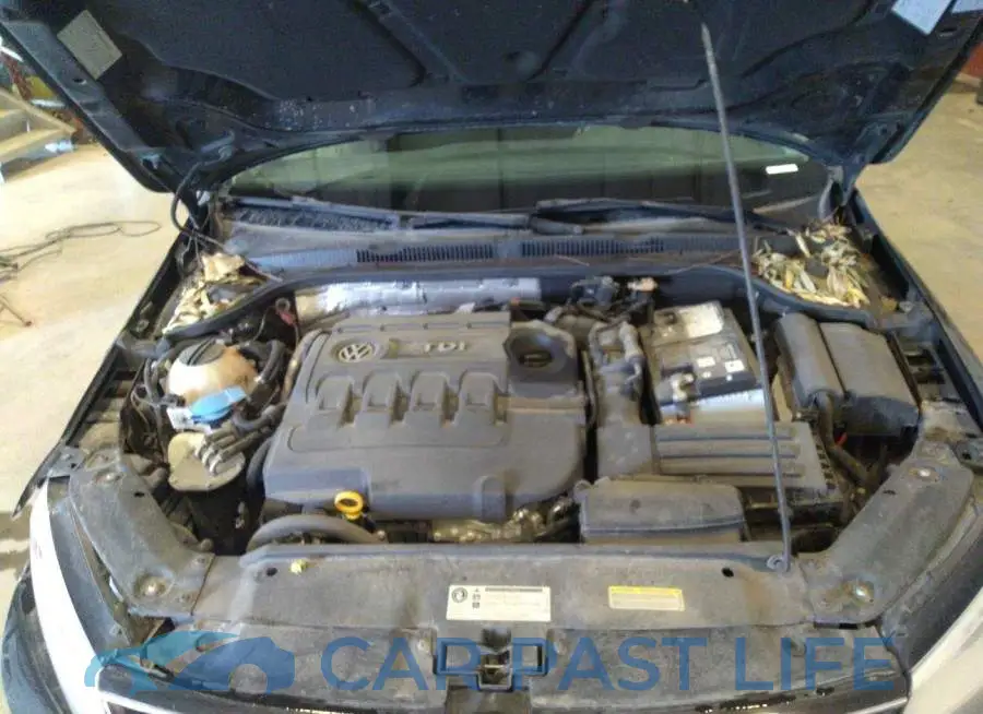 3VW3A7AJ6FM260772# 10
