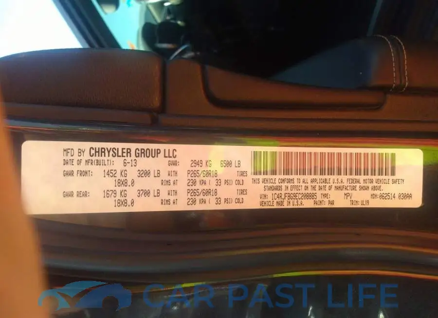 1C4RJFBG9EC208885# 9