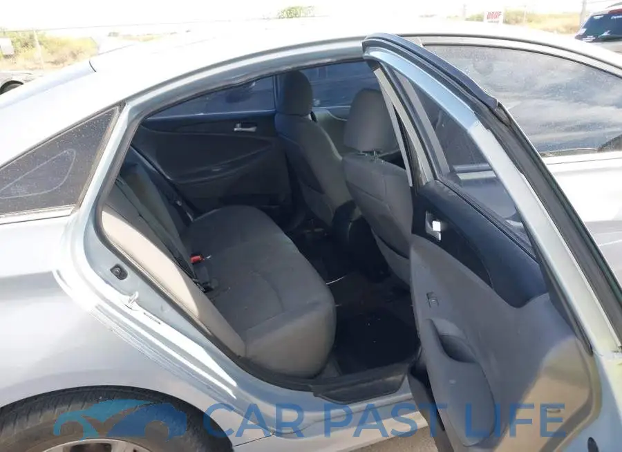 5NPEB4AC9DH673359# 8