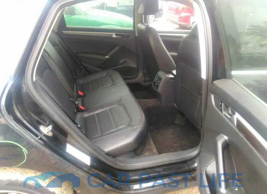 1VWBT7A37GC010421# 8