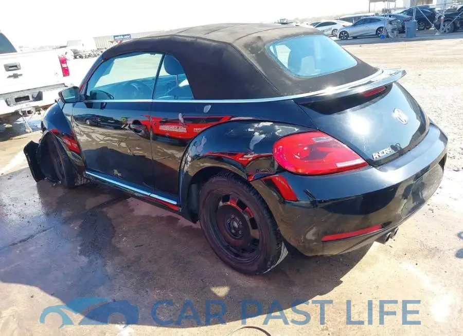 3VW5X7AT0DM811865# 3