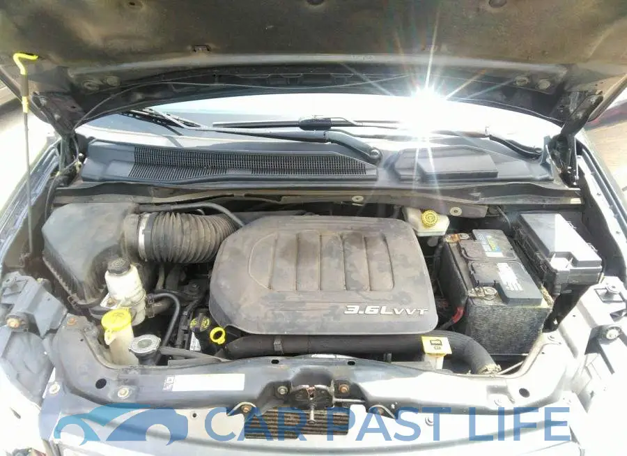 2C4RC1BG7DR605272# 10