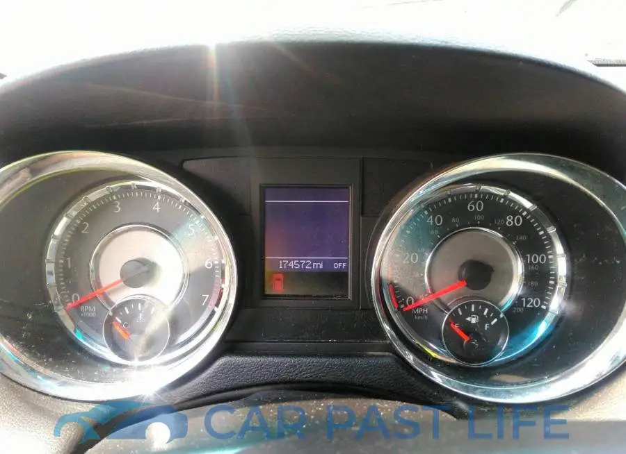 2C4RC1BG7DR605272# 7