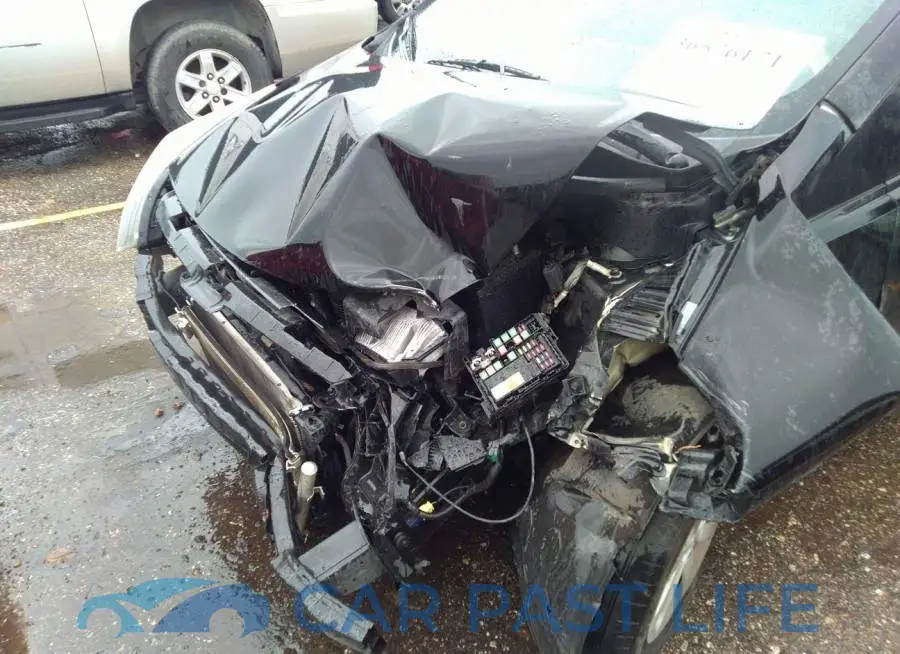 KNADM4A3XE6323236# 6