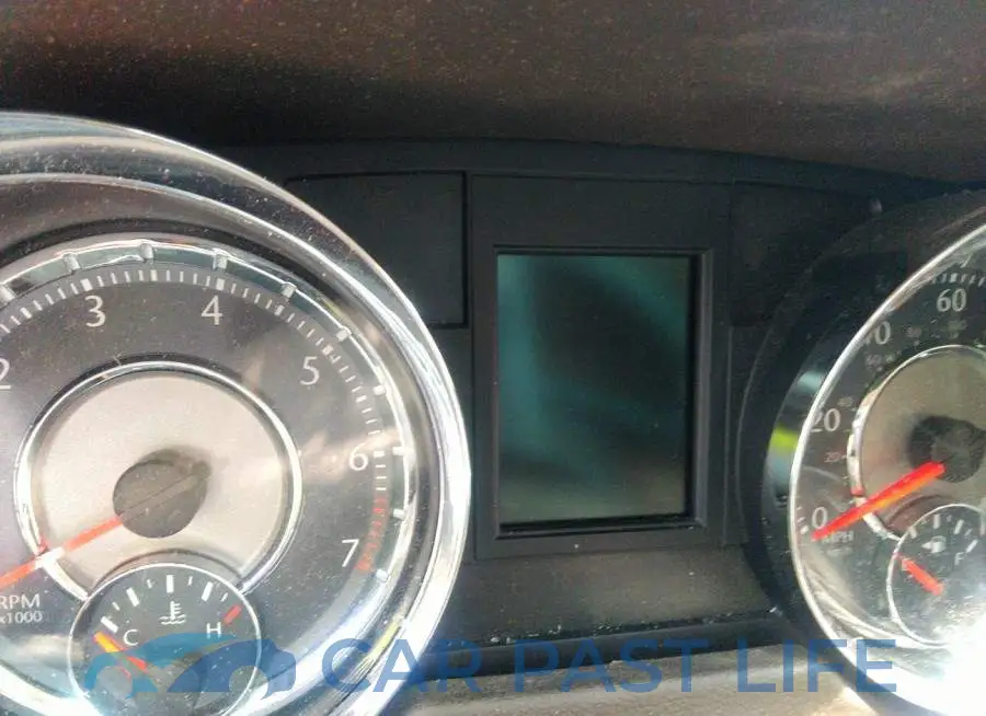 2C4RC1BG1DR510898# 7