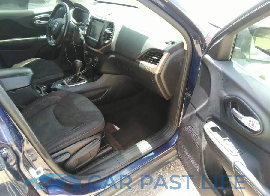 1C4PJLCBXGW230663# 5