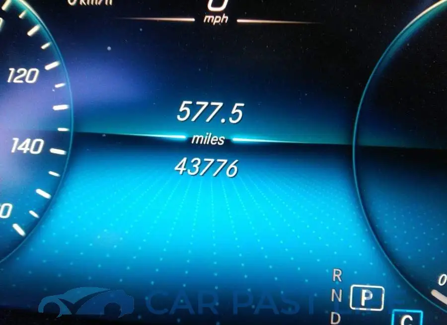 W1KWF8DB8MR626373# 7