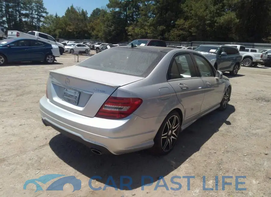 WDDGF8AB7DR261273# 4