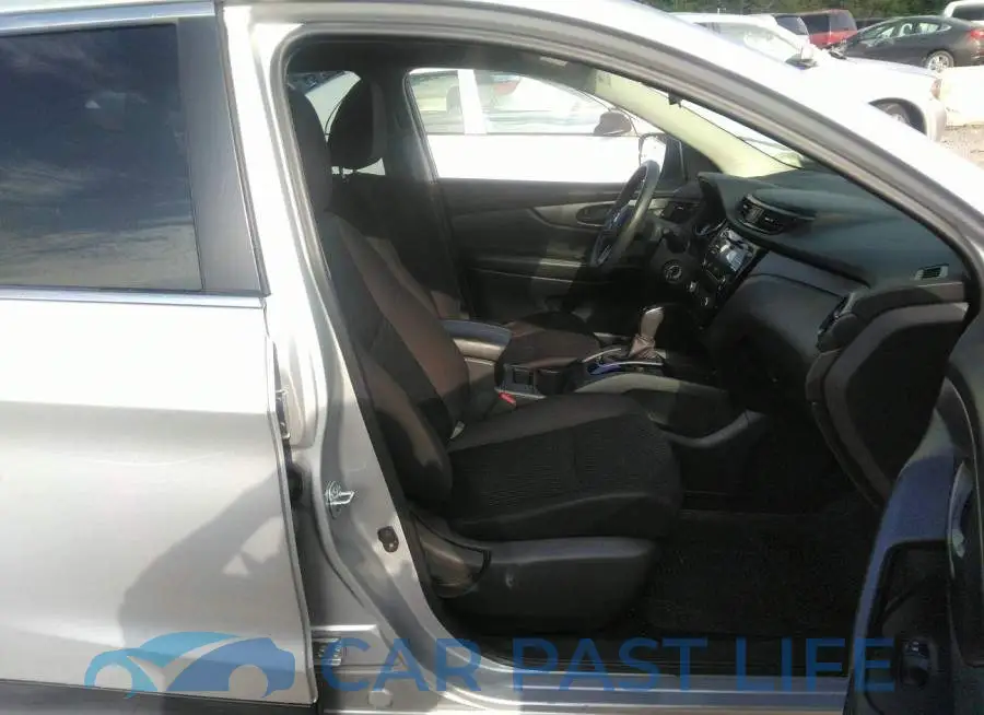 JN1BJ1CP3HW018752# 5