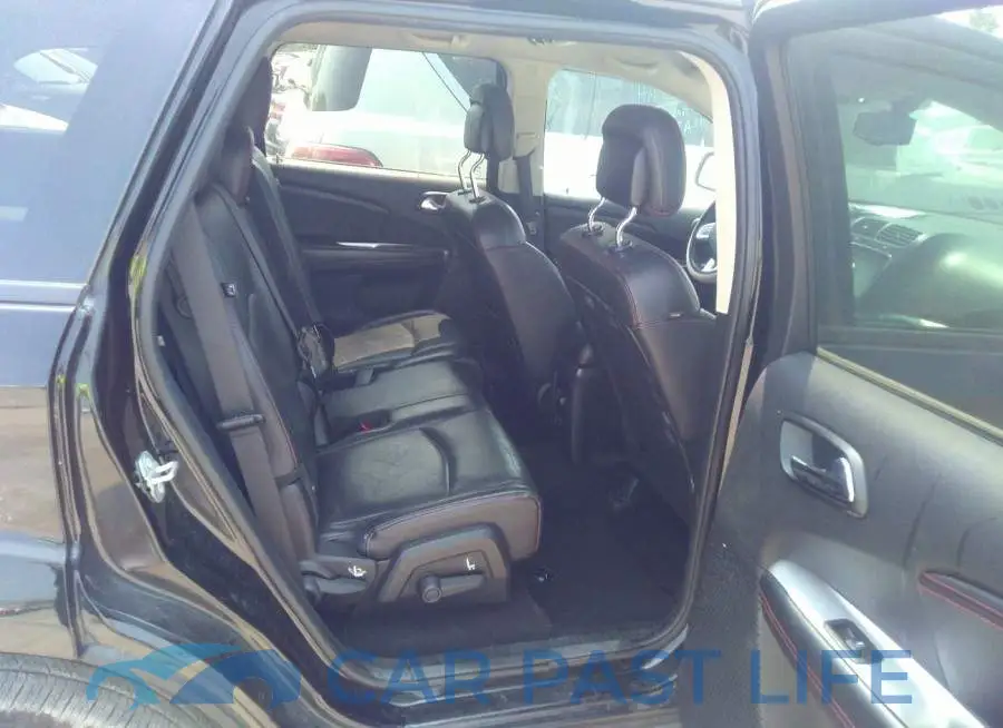 3C4PDCEG3FT683026# 8