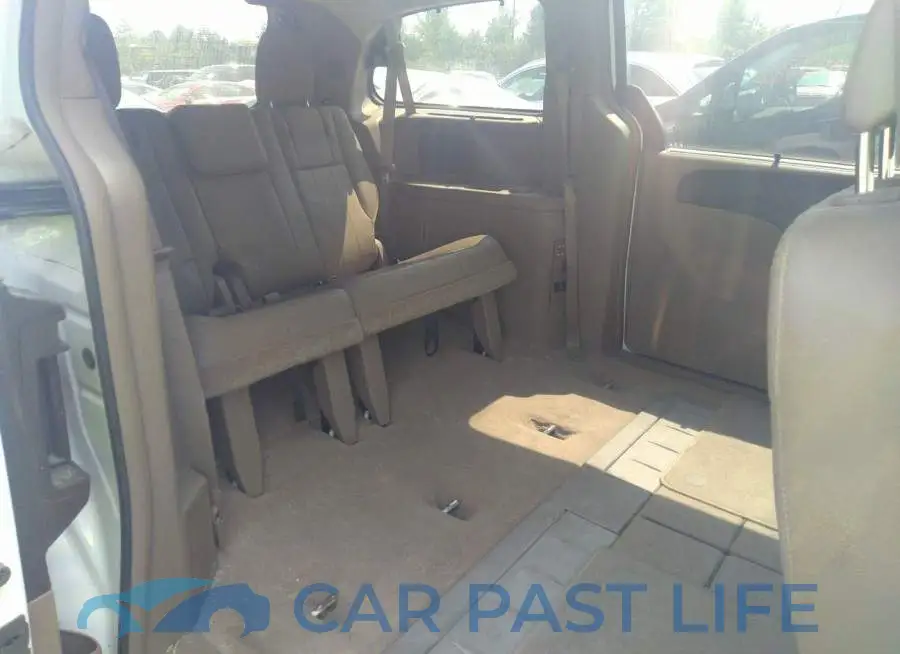 2C4RC1CG1DR541972# 8
