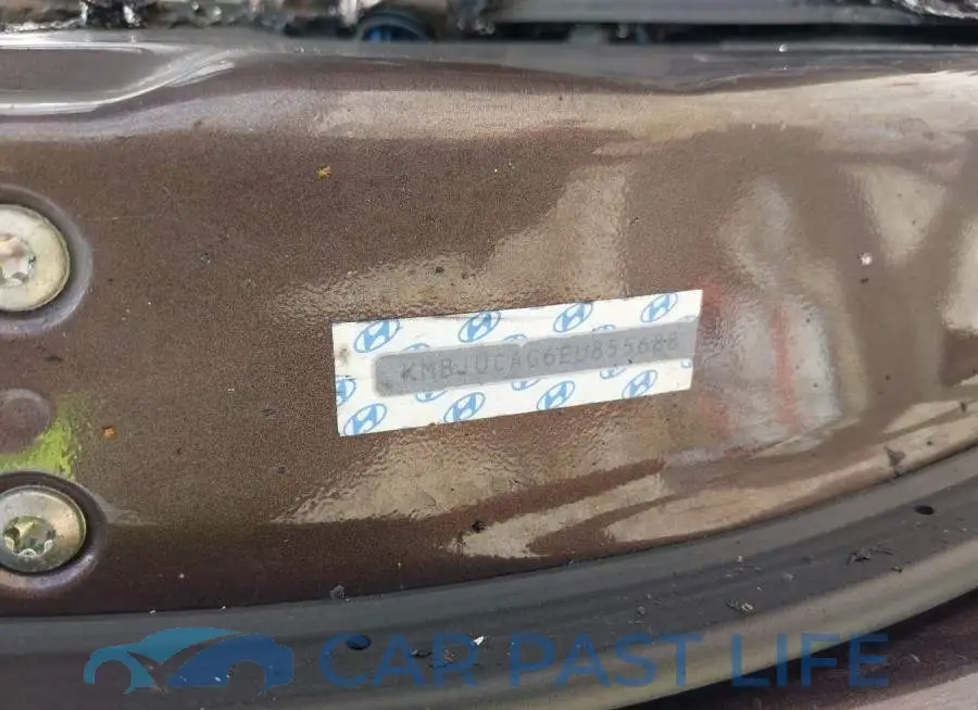 KM8JUCAG6EU855688# 9