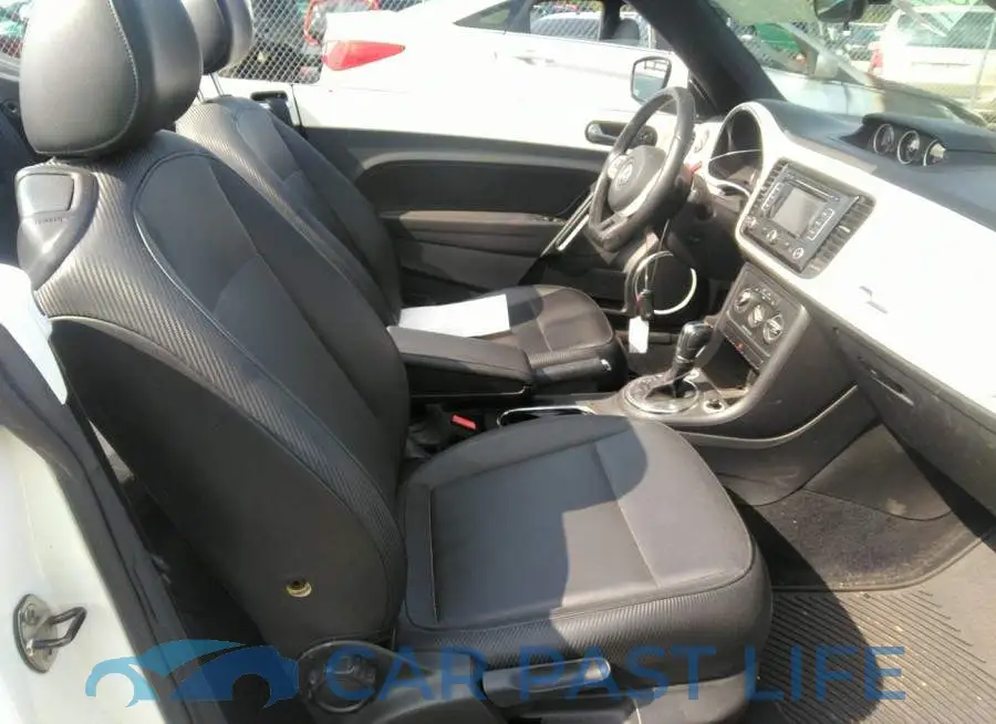3VW5L7AT7DM805573# 5
