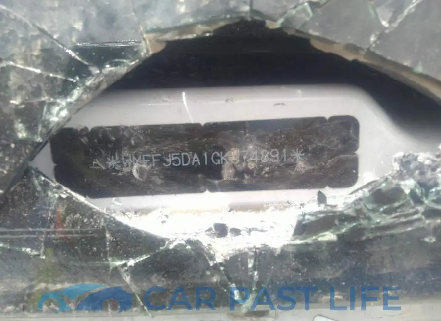 WMEFJ5DA1GK074891# 9