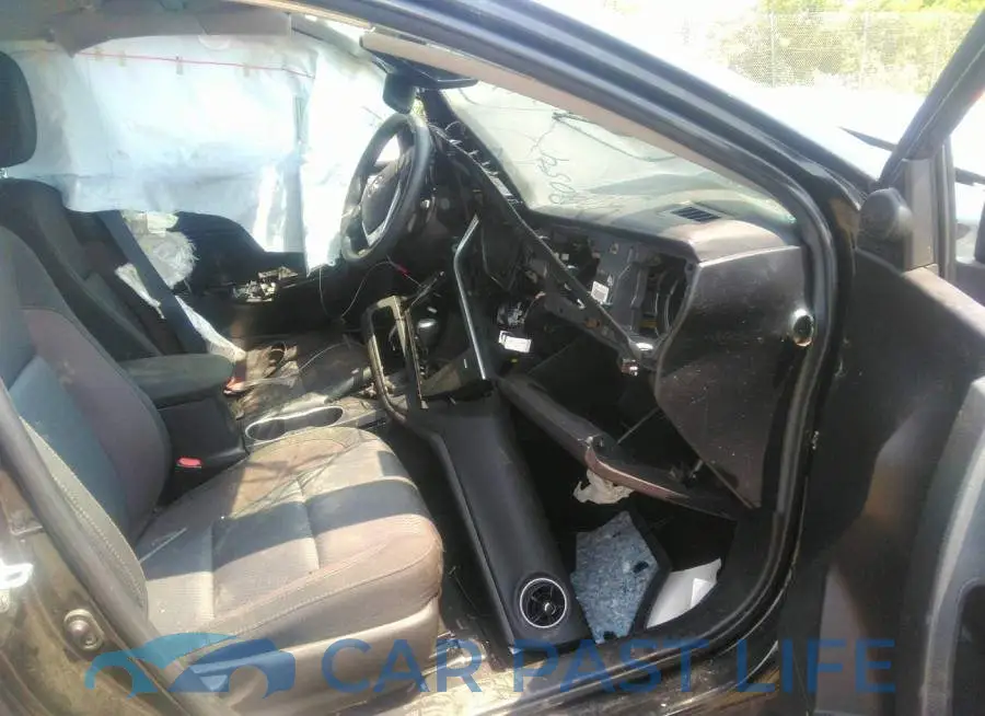 2T1BURHE9HC833945# 5
