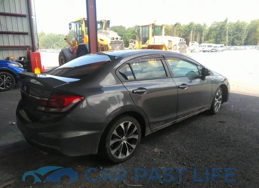 2HGFB6E50DH711535# 4